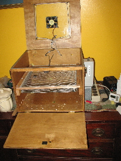 wooden sportsman incubator